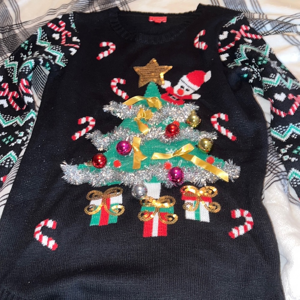Christmas tree ugly sweater size: Large